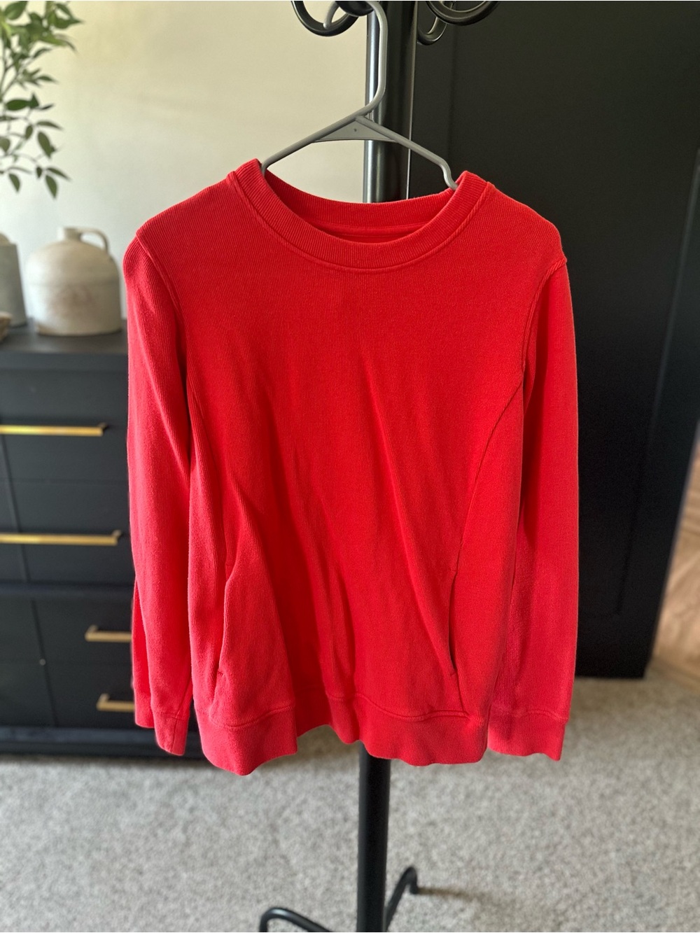 Duluth Trading Co Red Crewneck Sweatshirt - Women's